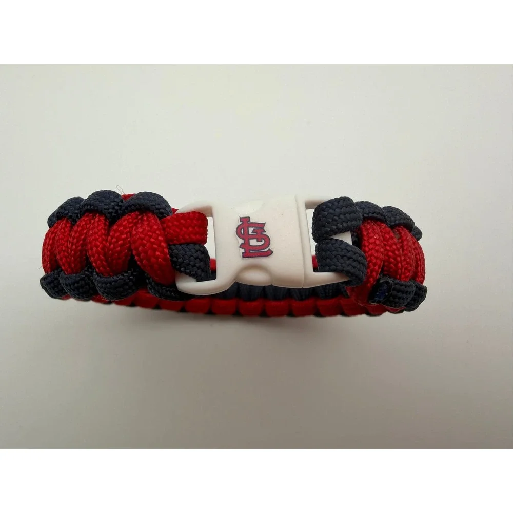 MLB St Louis Cardinals Paracord Survival Bracelet Red Navy Blue Logo Buckle Q021